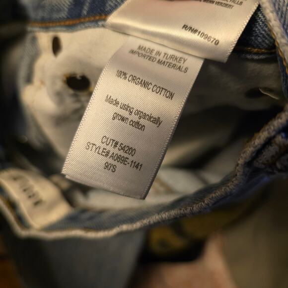 Agolde 90's mid rise loose distressed jeans size 23 - Picture 5 of 5